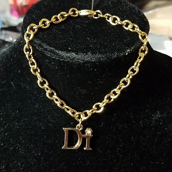 Diamond International Jewelry - Di Charm Bracelet Gold Tone 8"